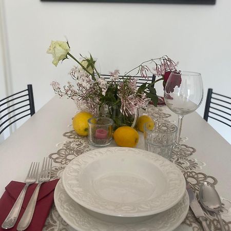Lake Como Lilla Apartment Oliveto Lario Esterno foto